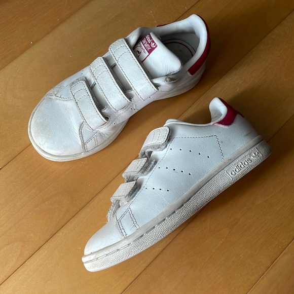 Adidas shoes for kids - Picture 2 of 5